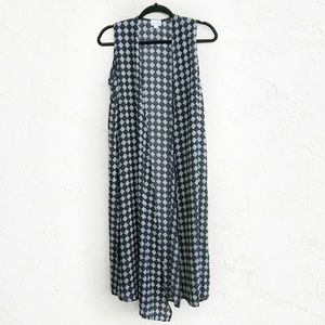 NWT LuLaRoe Joy Sleeveless Kimono Size S.